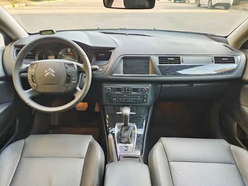Citroen Citroën C5 2014 2.0L Automatic Premium Edition 2014 - thumbnail 4