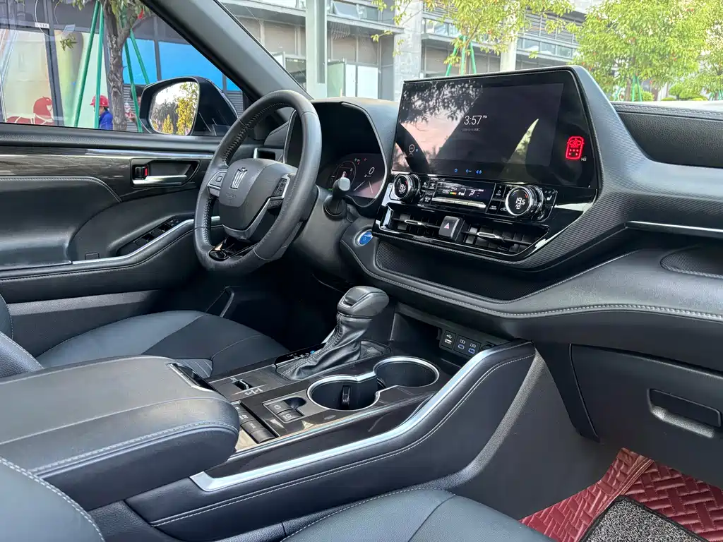 Toyota Crown Kluger 2022 2.5L HEV AWD Premium Edition 2022 - thumbnail 10