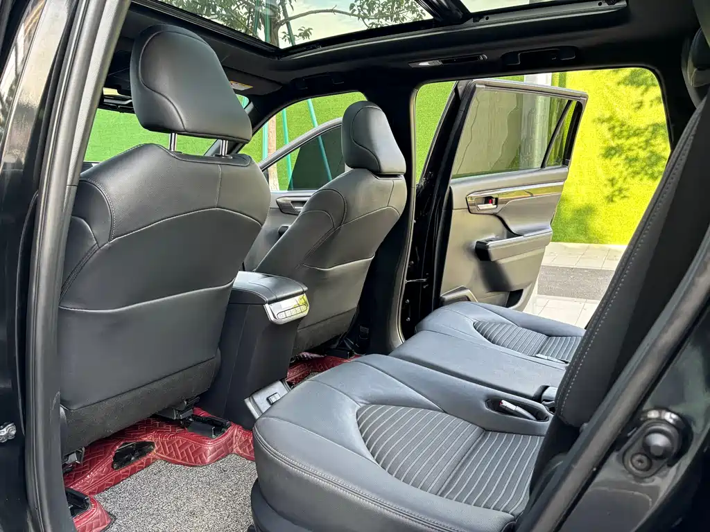Toyota Crown Kluger 2022 2.5L HEV AWD Premium Edition 2022 - thumbnail 13