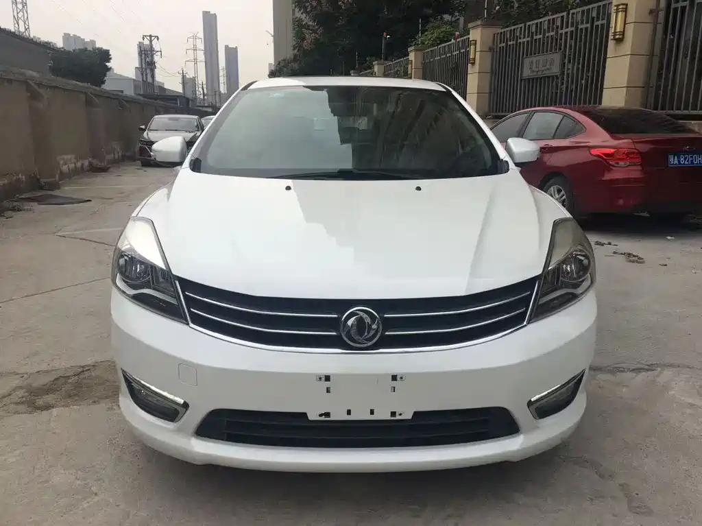 Dongfeng Fengshen Dongfeng Fengshen L60 2015 1.8L Automatic New Enjoyment Edition 2016 - thumbnail 2