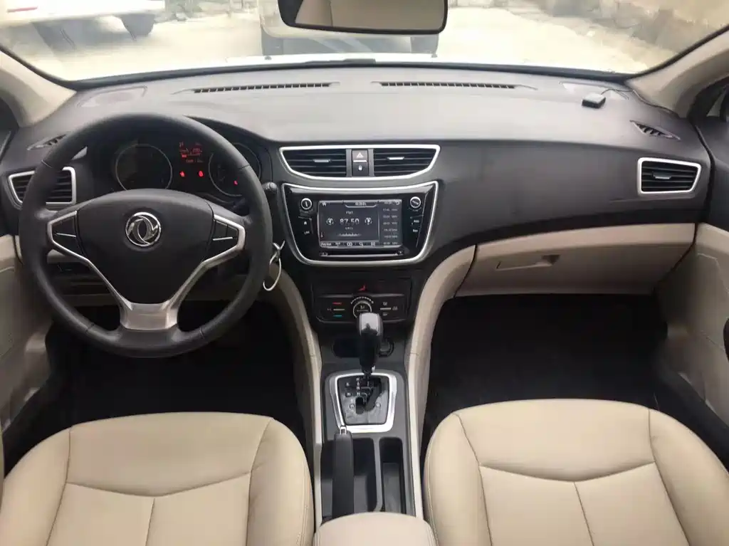 Dongfeng Fengshen Dongfeng Fengshen L60 2015 1.8L Automatic New Enjoyment Edition 2016 - thumbnail 4