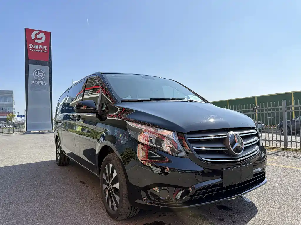 Mercedes-Benz Vito 2023 2.0T Business Edition 7-seater 2023 - thumbnail 13