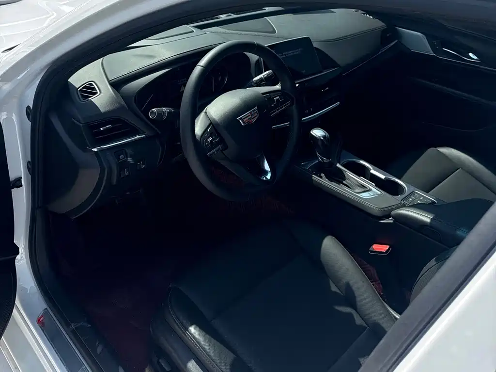 Cadillac Cadillac CT4 2022 28T Fashion Edition 2022 - thumbnail 7