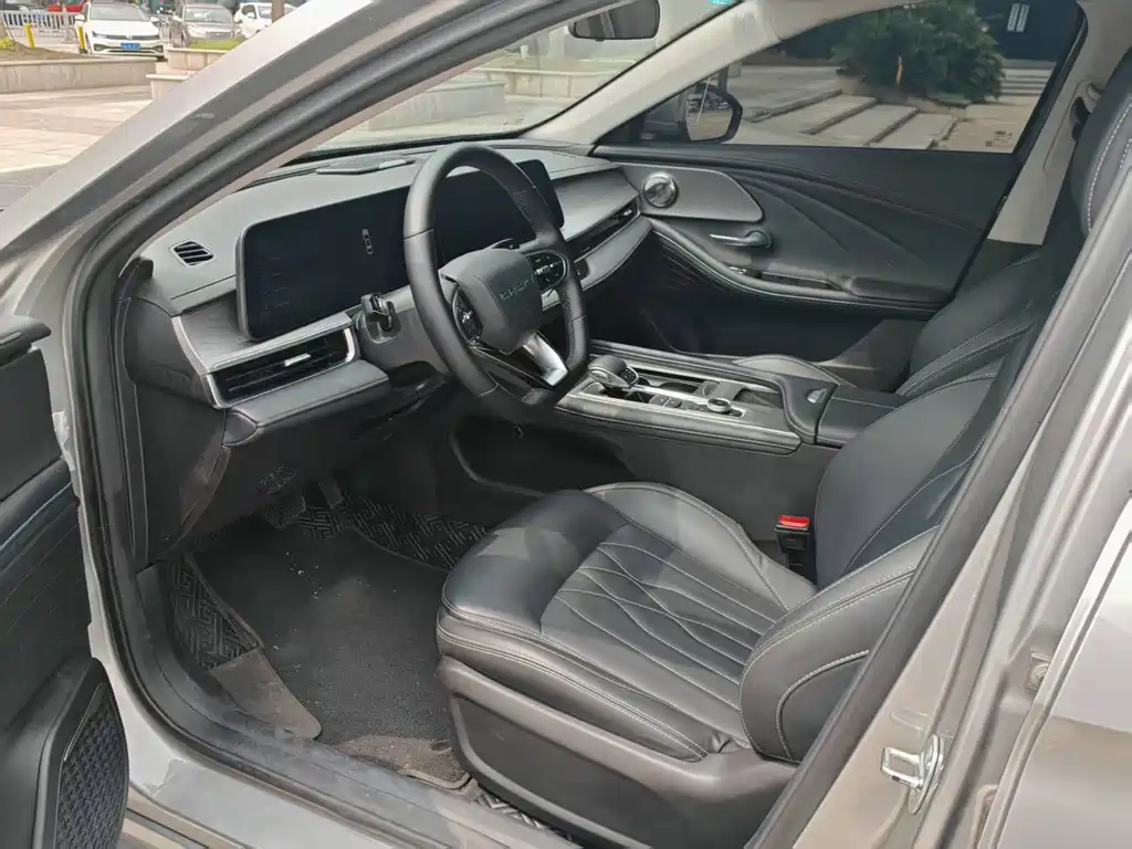 Chery Arrizo 8 2023 1.6T DCT Premium 2023 - thumbnail 9