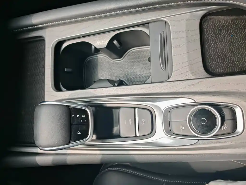 Chery Arrizo 8 2023 1.6T DCT Premium 2023 - thumbnail 13