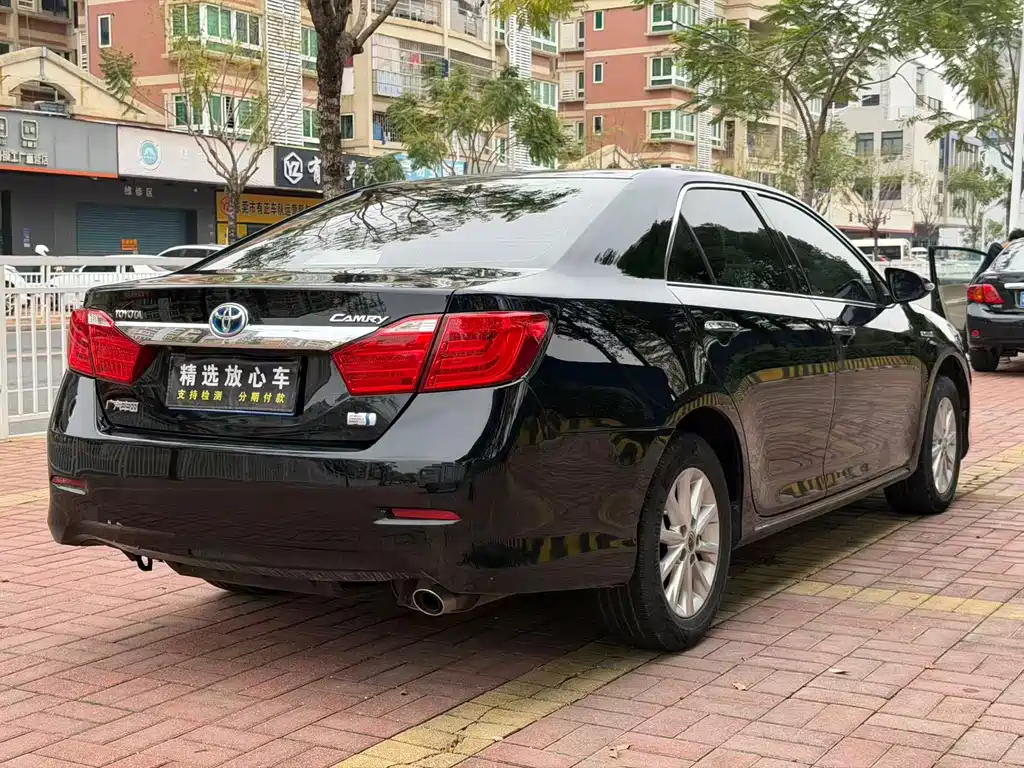 Toyota Toyota Camry 2015 Hybrid 2.5HG Luxury Navigation Edition 2014 - thumbnail 7