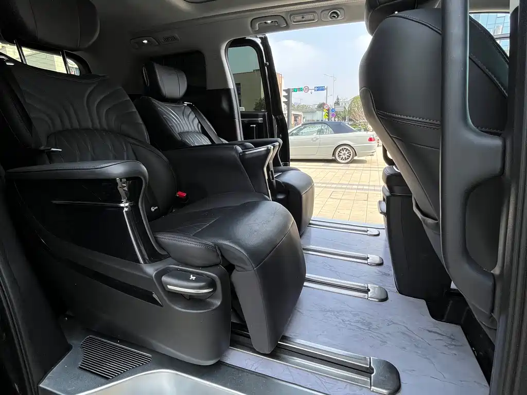 GAC Trumpchi GAC Trumpchi M8 2024 Master Series 400T Premium Edition 2024 - thumbnail 13