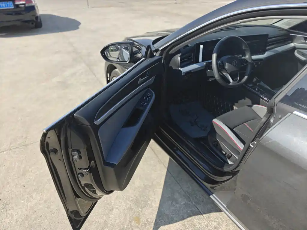 Volkswagen Lamando 2024 Lamando L 280TSI DSG Cool Spice Edition 2024 - thumbnail 6