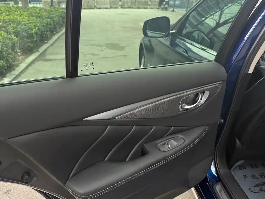 Infiniti Infiniti Q50L 2018 2.0T Comfort Edition China V 2019 - thumbnail 8