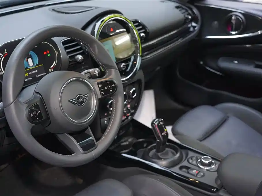 MINI MINI CLUBMAN 2023 Facelift 1.5T COOPER Connoisseur 2023 - thumbnail 11