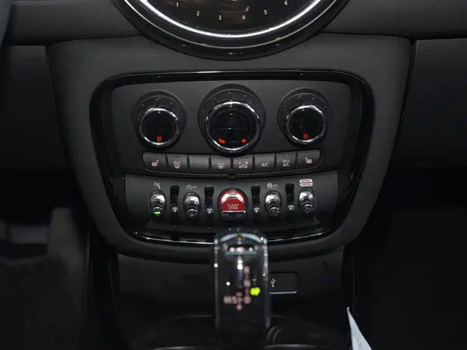 MINI MINI CLUBMAN 2023 Facelift 1.5T COOPER Connoisseur 2023 - thumbnail 20