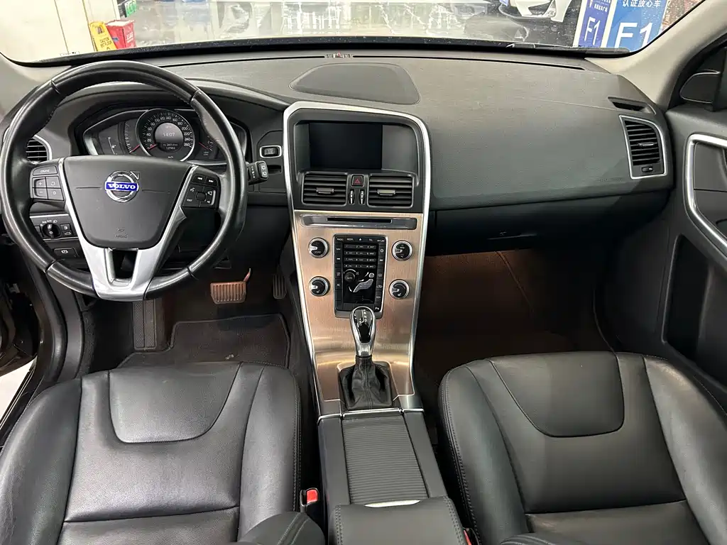 Volvo Volvo XC60 2015 T5 Momentum 2015 - thumbnail 5