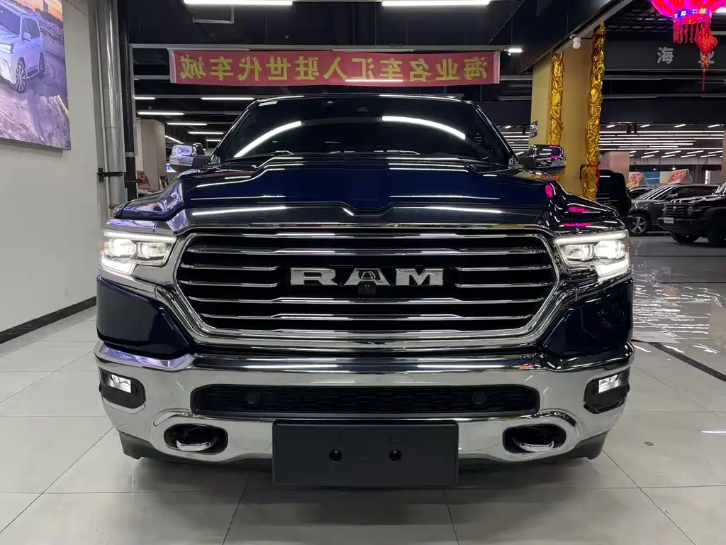 RAM RAM 1500 2023 5.7L Automatic 2023 - thumbnail 2