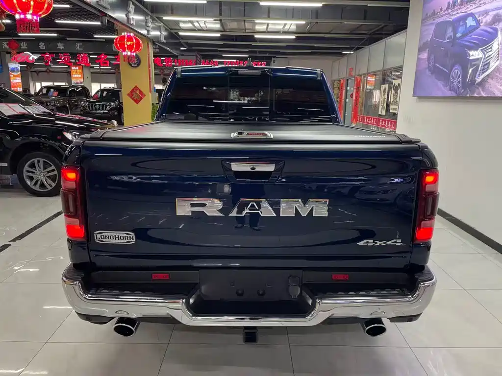RAM RAM 1500 2023 5.7L Automatic 2023 - thumbnail 6