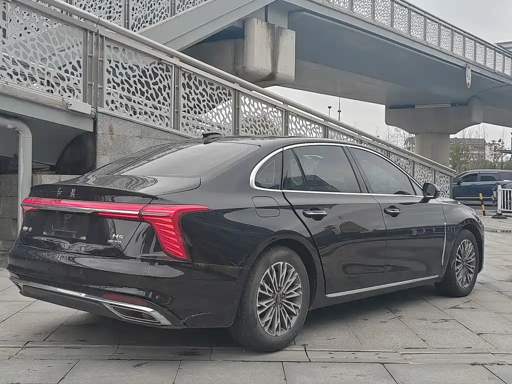 Hongqi Hongqi H5 2023 1.5T DCT SmartLink Flag Joy Edition 2023 - thumbnail 16