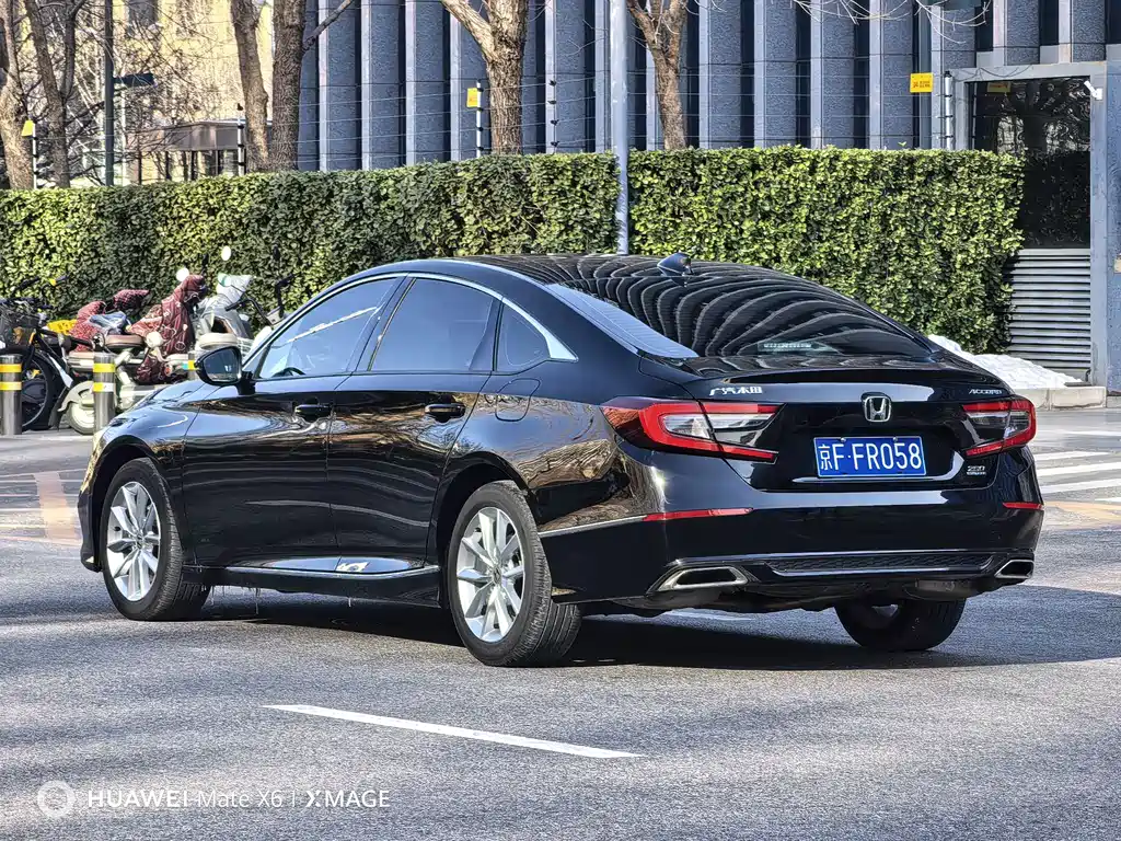 Honda Honda Accord 2022 260TURBO Luxury Edition 2023 - thumbnail 4