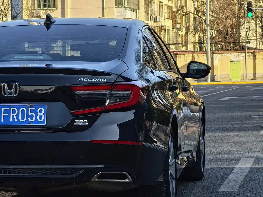 Honda Honda Accord 2022 260TURBO Luxury Edition 2023 - thumbnail 11