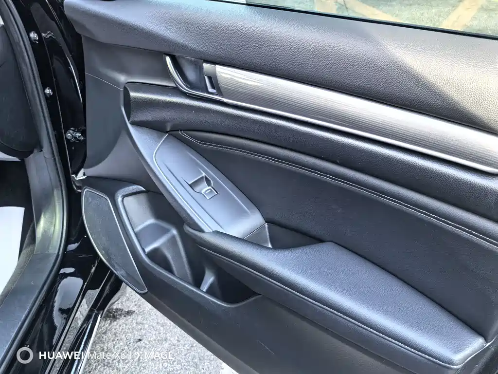 Honda Honda Accord 2022 260TURBO Luxury Edition 2023 - thumbnail 18