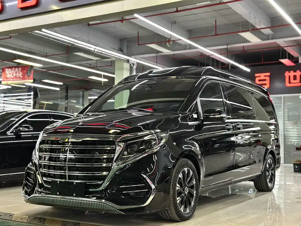 Mercedes-Benz Mercedes-Benz V-Class 2024 V 300 L Long Wheelbase Premium Edition 2026 - thumbnail 2