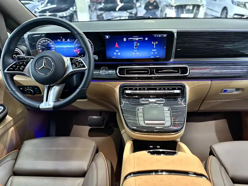 Mercedes-Benz Mercedes-Benz V-Class 2024 V 300 L Long Wheelbase Premium Edition 2026 - thumbnail 10