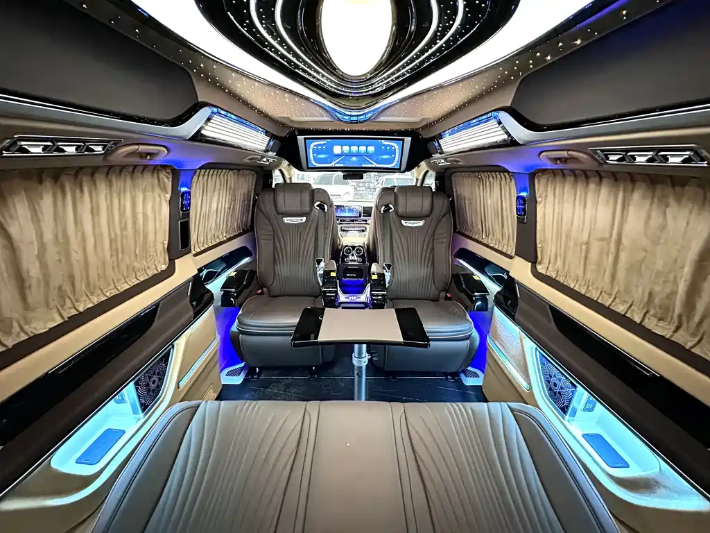 Mercedes-Benz Mercedes-Benz V-Class 2024 V 300 L Long Wheelbase Premium Edition 2026 - thumbnail 23