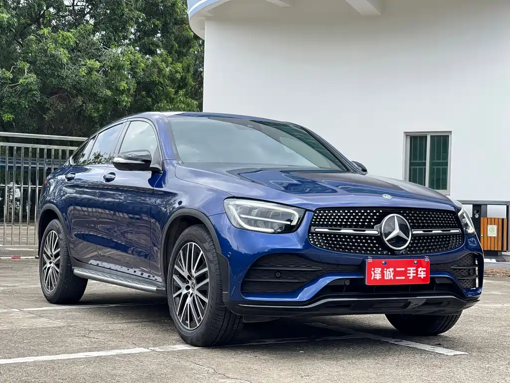 Mercedes-Benz Mercedes-Benz GLC Coupe 2020 GLC 300 4MATIC Coupé SUV 2020 - thumbnail 3