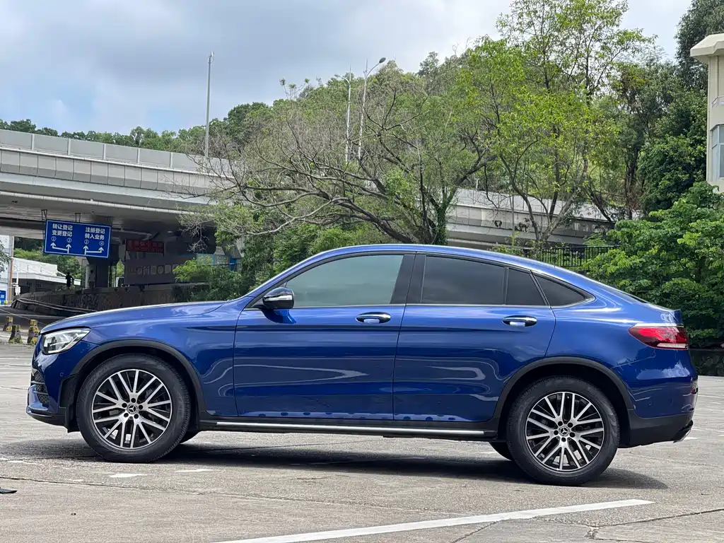 Mercedes-Benz Mercedes-Benz GLC Coupe 2020 GLC 300 4MATIC Coupé SUV 2020 - thumbnail 7