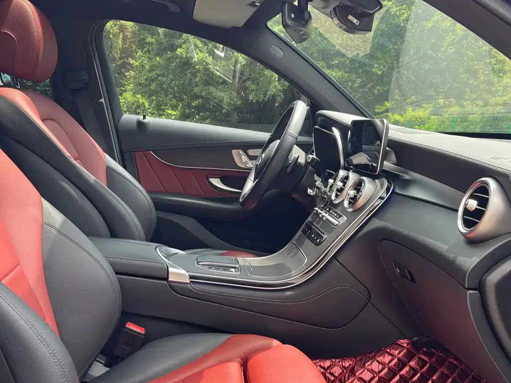 Mercedes-Benz Mercedes-Benz GLC Coupe 2020 GLC 300 4MATIC Coupé SUV 2020 - thumbnail 16