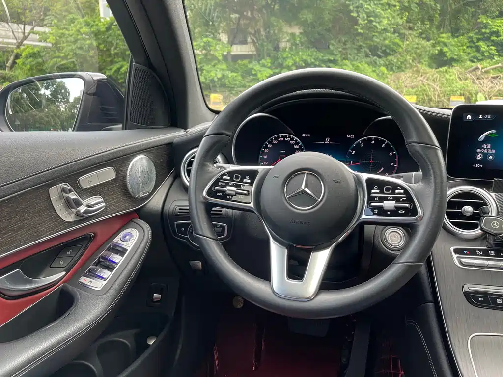 Mercedes-Benz Mercedes-Benz GLC Coupe 2020 GLC 300 4MATIC Coupé SUV 2020 - thumbnail 19