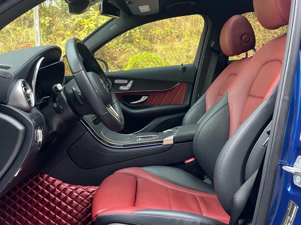 Mercedes-Benz Mercedes-Benz GLC Coupe 2020 GLC 300 4MATIC Coupé SUV 2020 - thumbnail 29