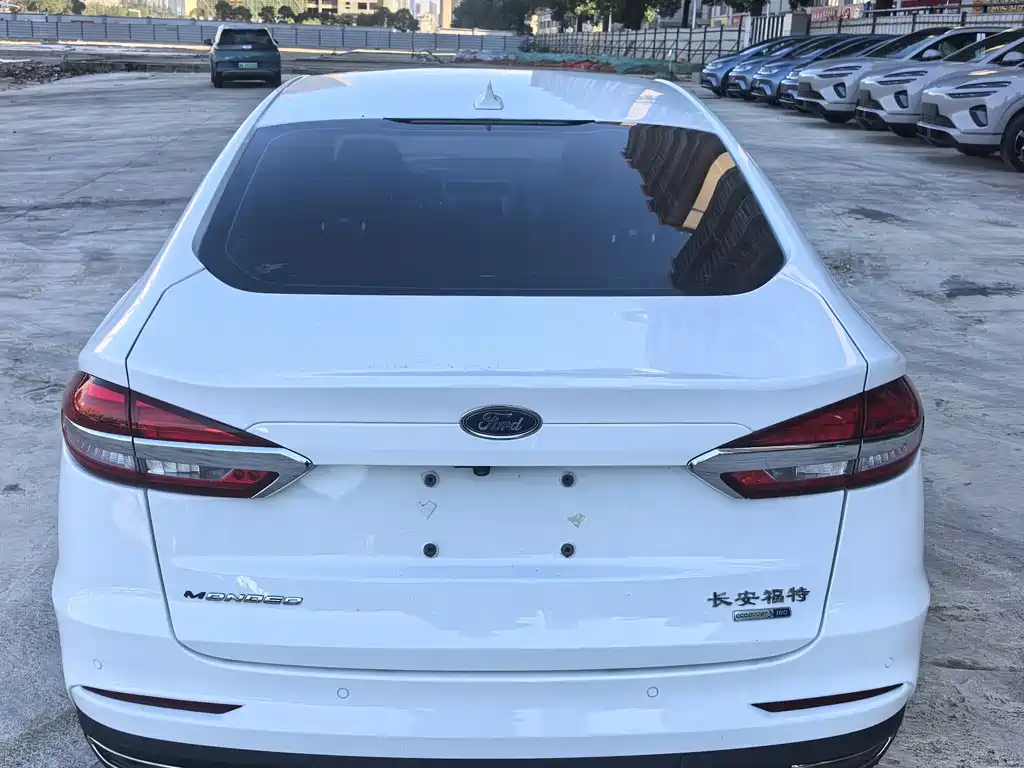 Ford Mondeo 2020 EcoBoost 180 Trend Edition 2020 - thumbnail 8