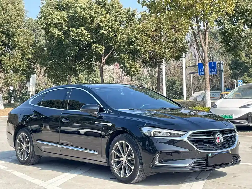 Buick Buick LaCrosse 2022 652T Luxury 2023 - thumbnail 3