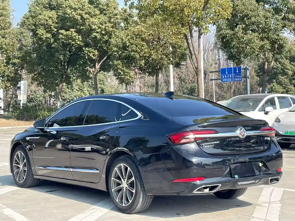 Buick Buick LaCrosse 2022 652T Luxury 2023 - thumbnail 9