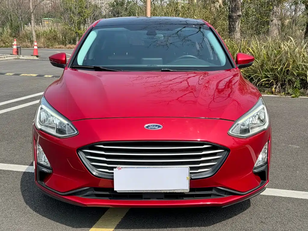Ford Ford Focus 2019 Hatchback 1.5L Automatic Trend Edition China VI 2019 - thumbnail 2