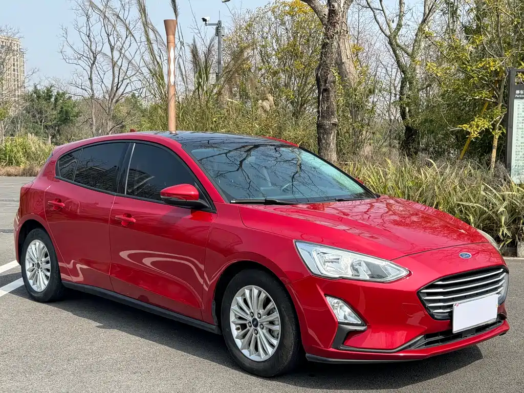 Ford Ford Focus 2019 Hatchback 1.5L Automatic Trend Edition China VI 2019 - thumbnail 3