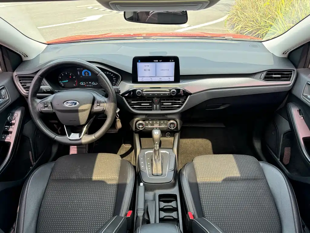 Ford Ford Focus 2019 Hatchback 1.5L Automatic Trend Edition China VI 2019 - thumbnail 7
