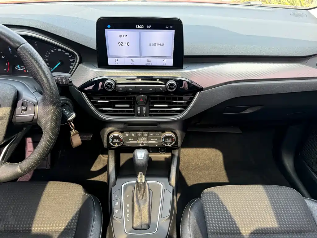 Ford Ford Focus 2019 Hatchback 1.5L Automatic Trend Edition China VI 2019 - thumbnail 9