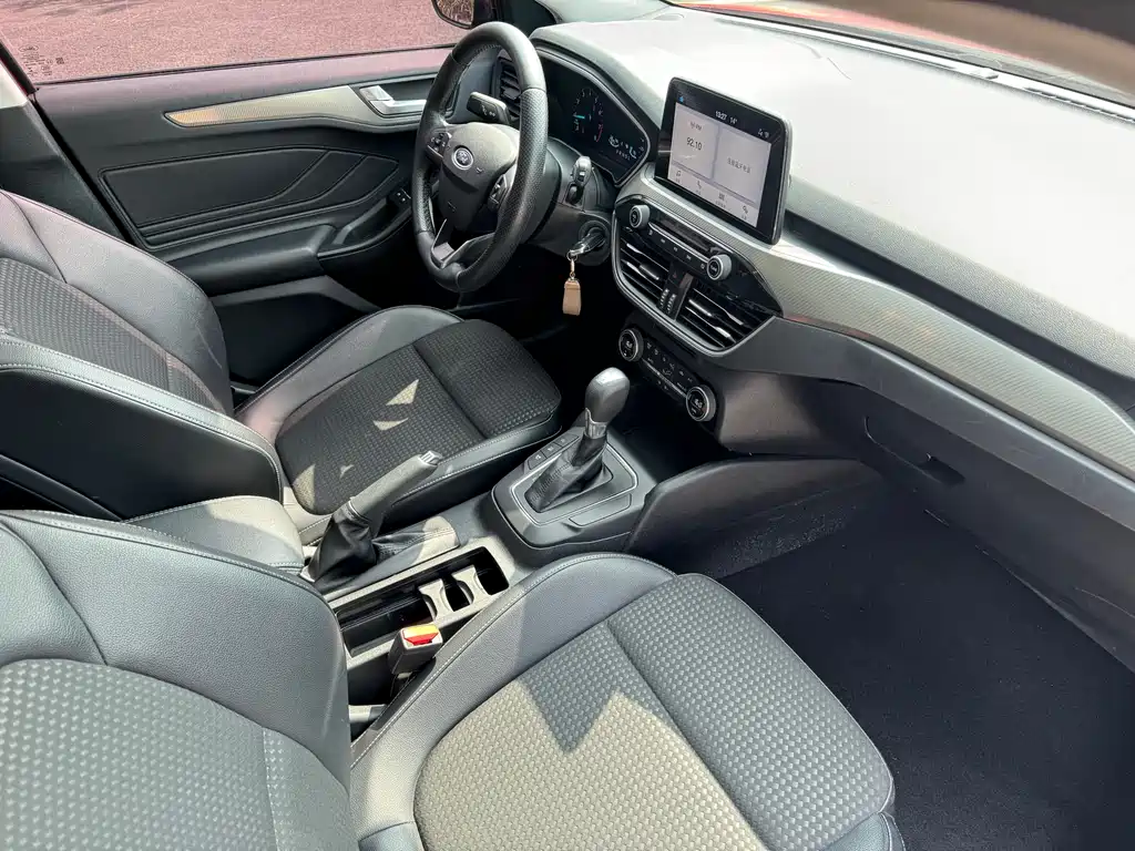 Ford Ford Focus 2019 Hatchback 1.5L Automatic Trend Edition China VI 2019 - thumbnail 11