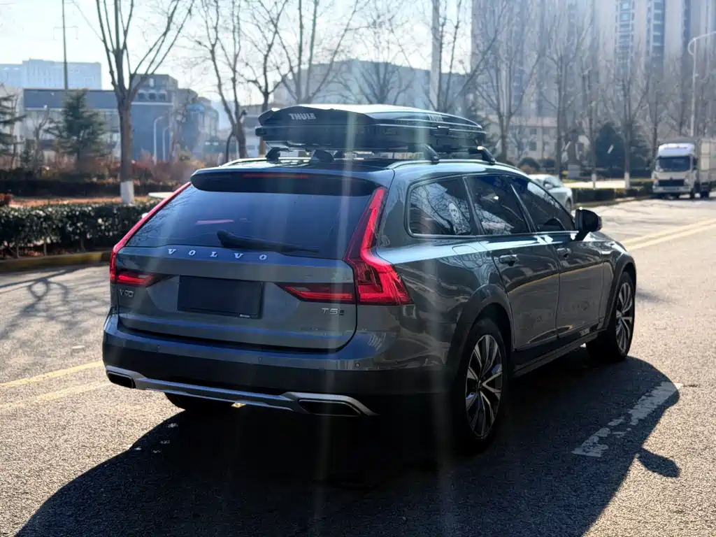 Volvo Volvo V90 2017 Cross Country T5 AWD Intelligent Edition 2018 - thumbnail 8