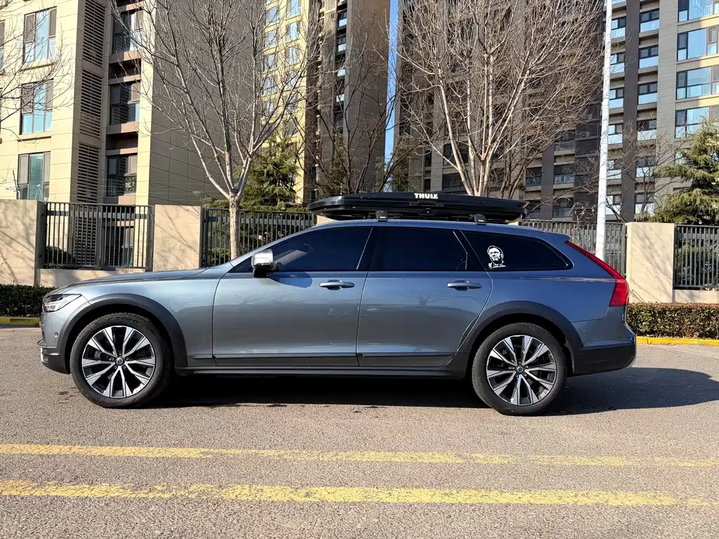 Volvo Volvo V90 2017 Cross Country T5 AWD Intelligent Edition 2018 - thumbnail 17
