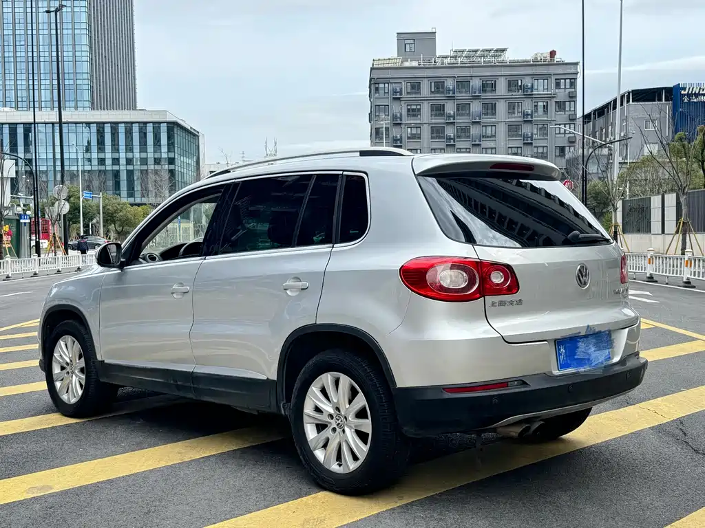 Volkswagen Tiguan 2012 2.0TSI Automatic AWD Flagship Edition 2011 - thumbnail 5