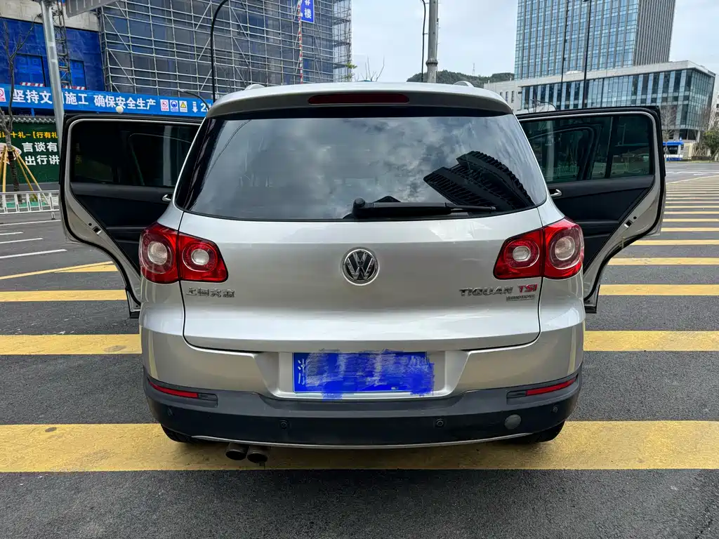 Volkswagen Tiguan 2012 2.0TSI Automatic AWD Flagship Edition 2011 - thumbnail 6