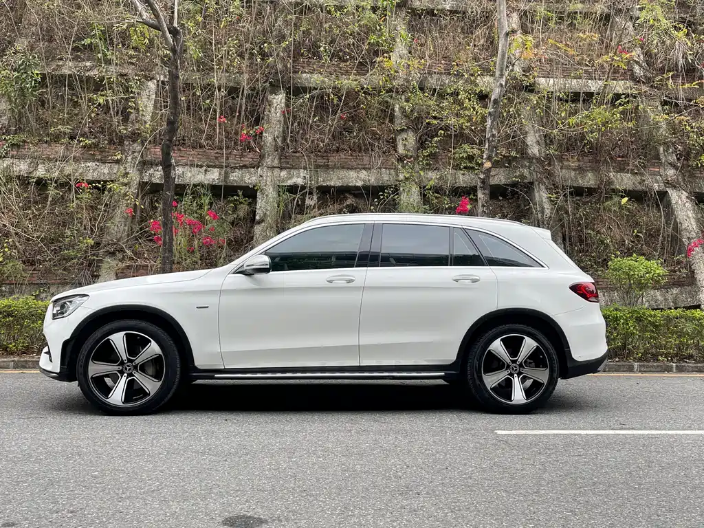 Mercedes-Benz Mercedes-Benz GLC 2022 GLC 300 L 4MATIC Dynamic Model Premium Edition 2023 - thumbnail 13