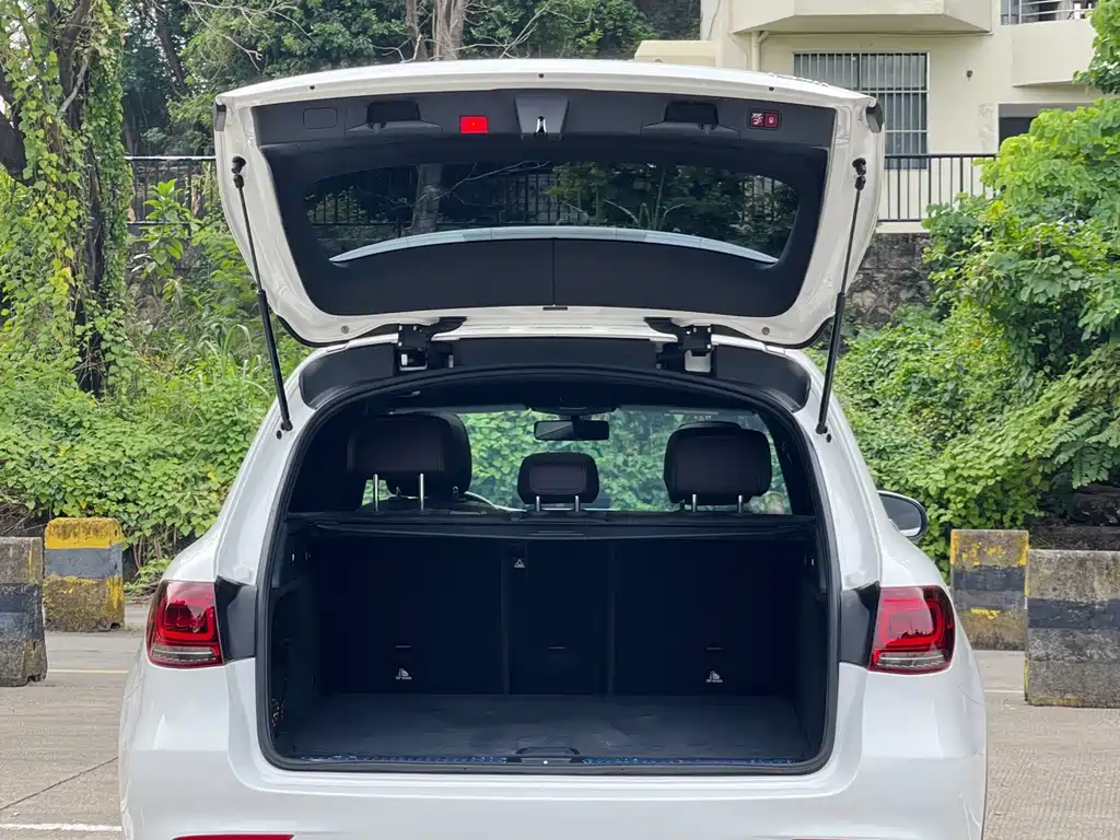 Mercedes-Benz Mercedes-Benz GLC 2022 GLC 300 L 4MATIC Dynamic Model Premium Edition 2023 - thumbnail 18