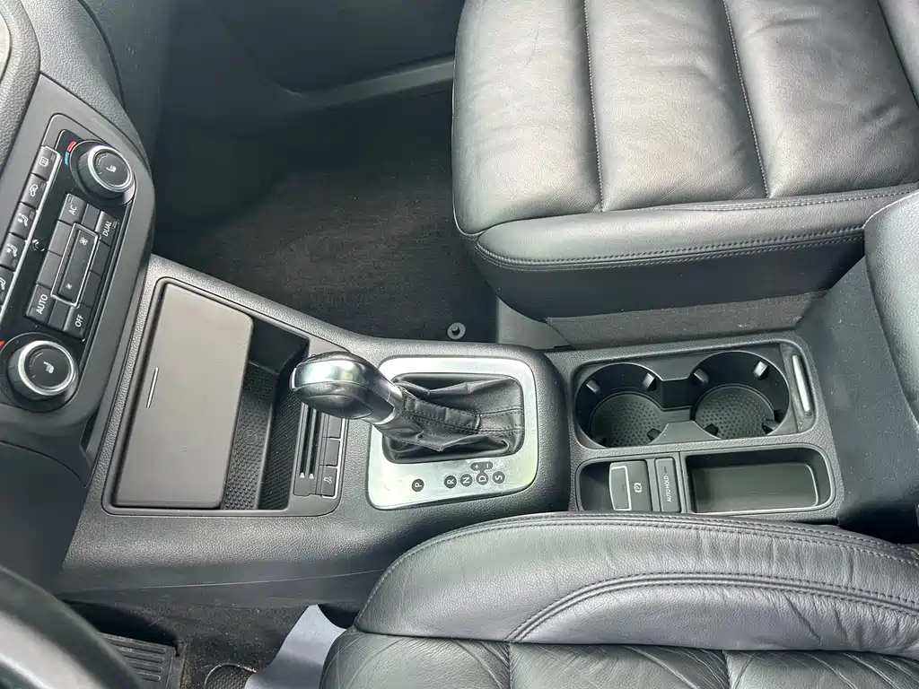 Volkswagen Volkswagen Tiguan 2012 1.8 TSI Automatic 2WD Comfortline Edition 2013 - thumbnail 10