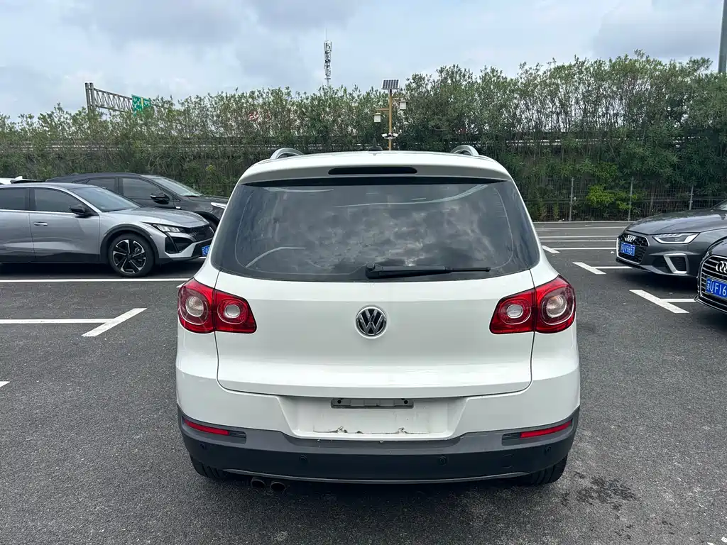 Volkswagen Volkswagen Tiguan 2012 1.8 TSI Automatic 2WD Comfortline Edition 2013 - thumbnail 14
