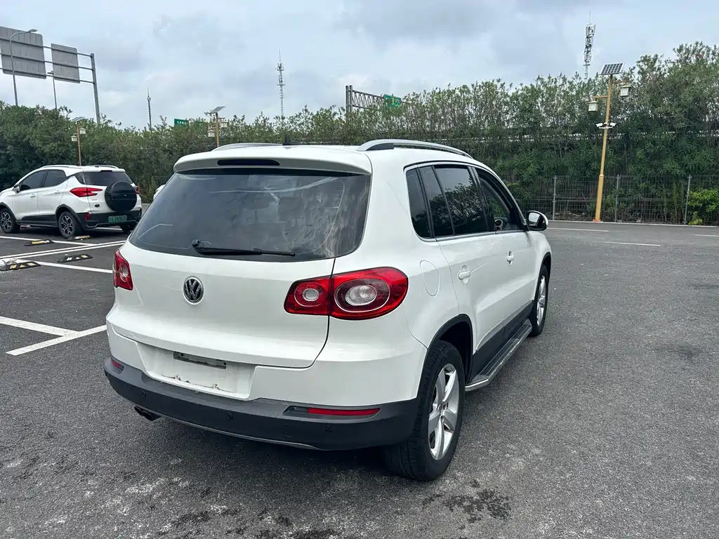 Volkswagen Volkswagen Tiguan 2012 1.8 TSI Automatic 2WD Comfortline Edition 2013 - thumbnail 15