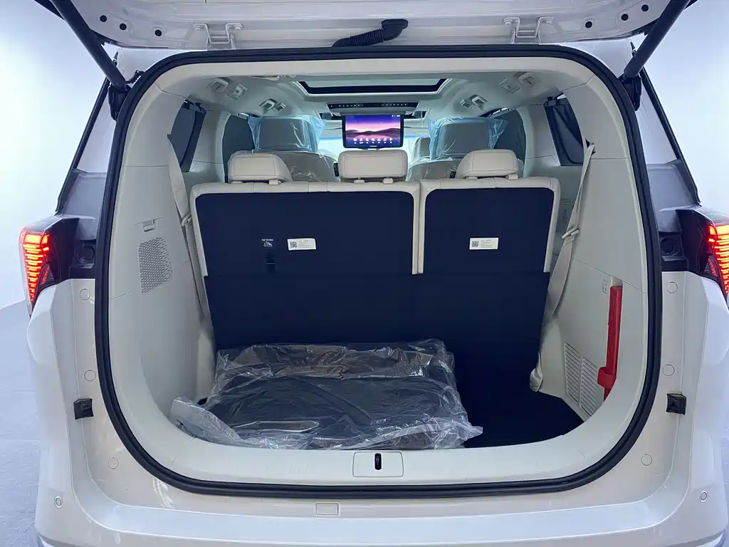 Buick Buick GL8 New Energy 2024 Landtrek Premium Edition 7-seater 2026 - thumbnail 18
