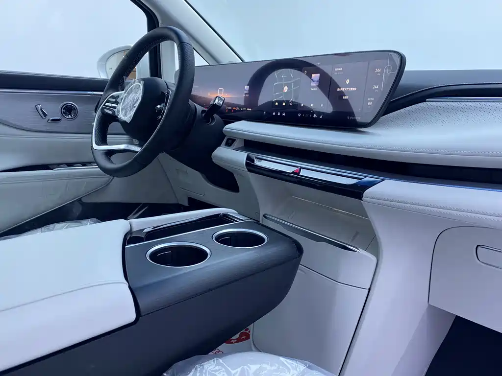 Buick Buick GL8 New Energy 2024 Landtrek Premium Edition 7-seater 2026 - thumbnail 19