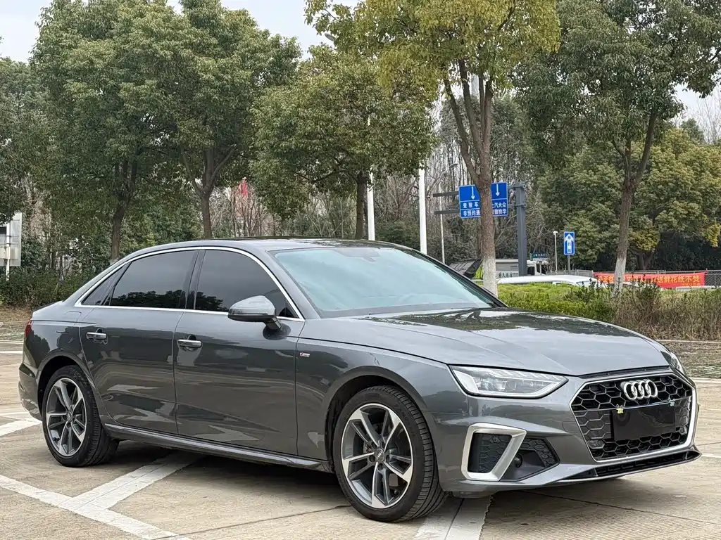 Audi Audi A4L 2020 40 TFSI Fashion Dynamic Edition 2020 - thumbnail 3